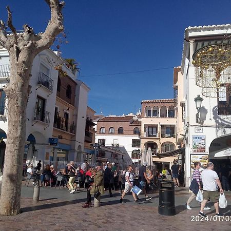 Apartamento Centro Nerja Proxi Playas Екстериор снимка